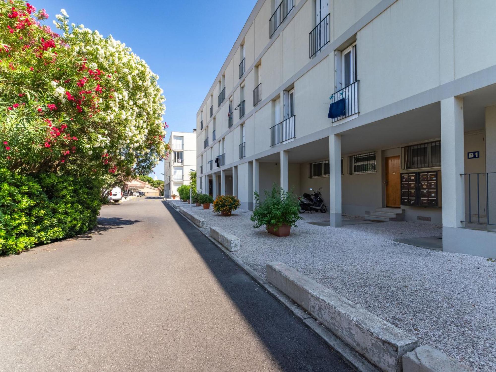Apartment Les Roses Lauriers By Interhome เลอลาวองดูว์ ภายนอก รูปภาพ